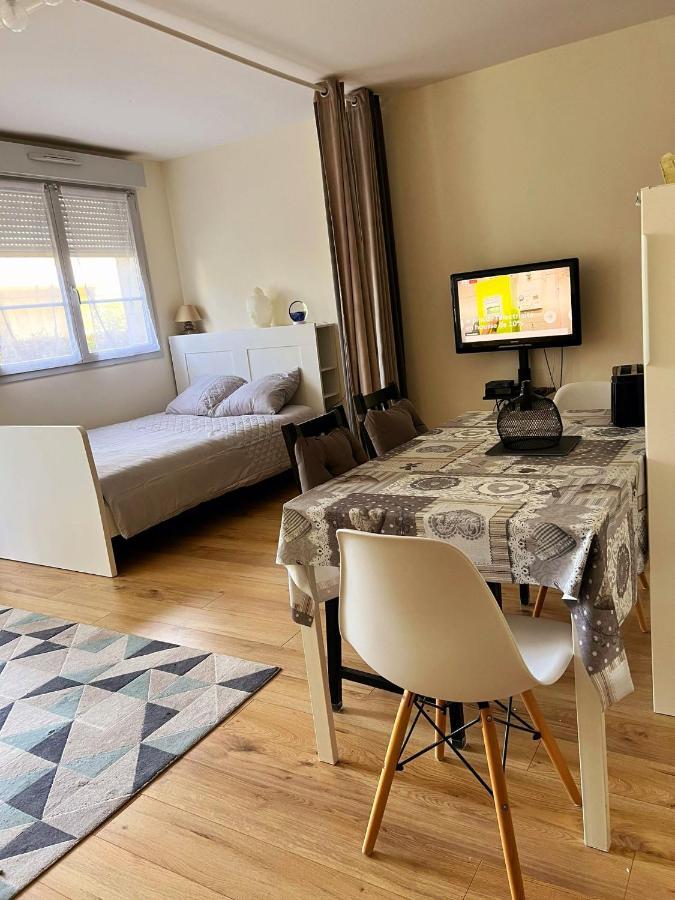 Appartement Disneyland Paris Val D'Europe La Vallee Village Parking 500M Gare Val D'Europe 蒙泰夫兰 外观 照片